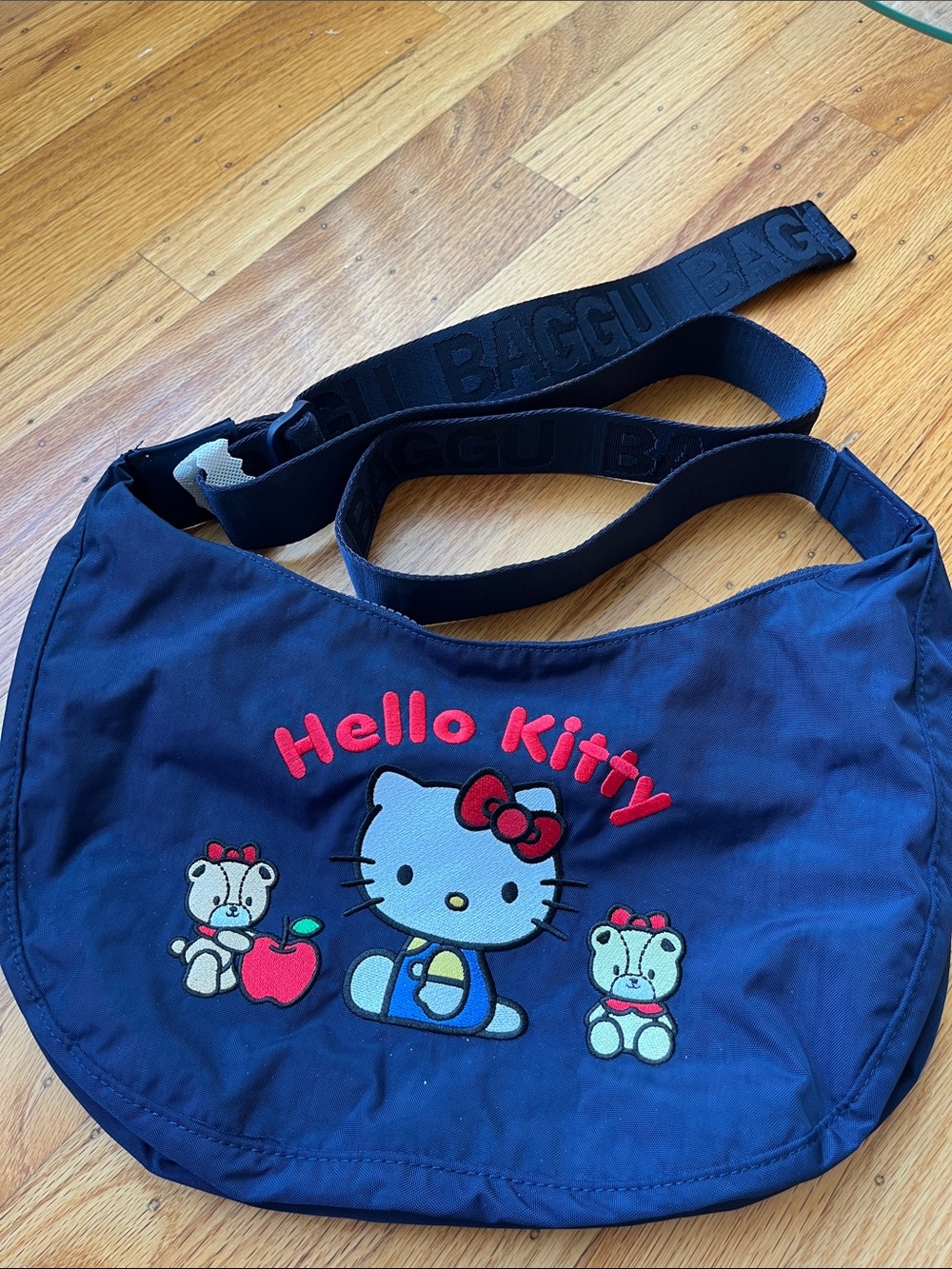 BAGGU Hello Kitty Navy Crossbody with Red Accents Brand New